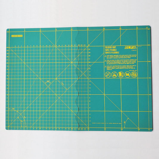 Base de Corte Plegable OLFA - 30x43cm